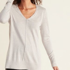 Old Navy V-Neck Sweater